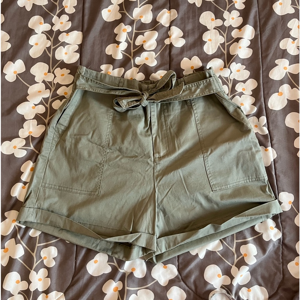 Sale ❣️ Shorts- Vanilla Star Sage Green XL